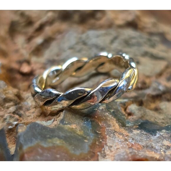 Vintage 925 Sterling Silver Twisted Rope Band Ring Size 6.5 Signed CW Jewelry - Picture 1 of 5